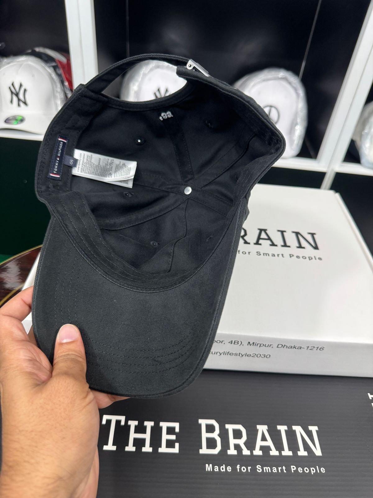 Tommy Hilfiger SL Black