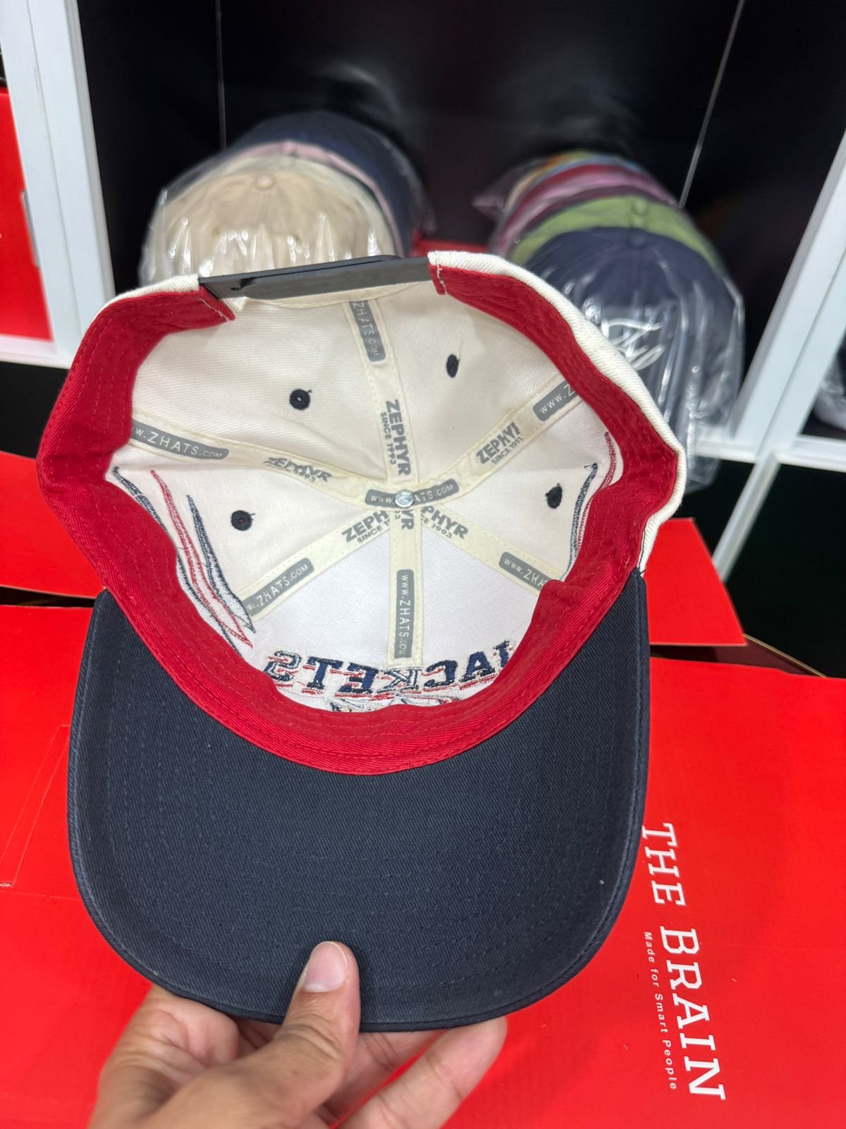 Columbus Blue Jackets “JACKETS” Embroidered Snapback Cap