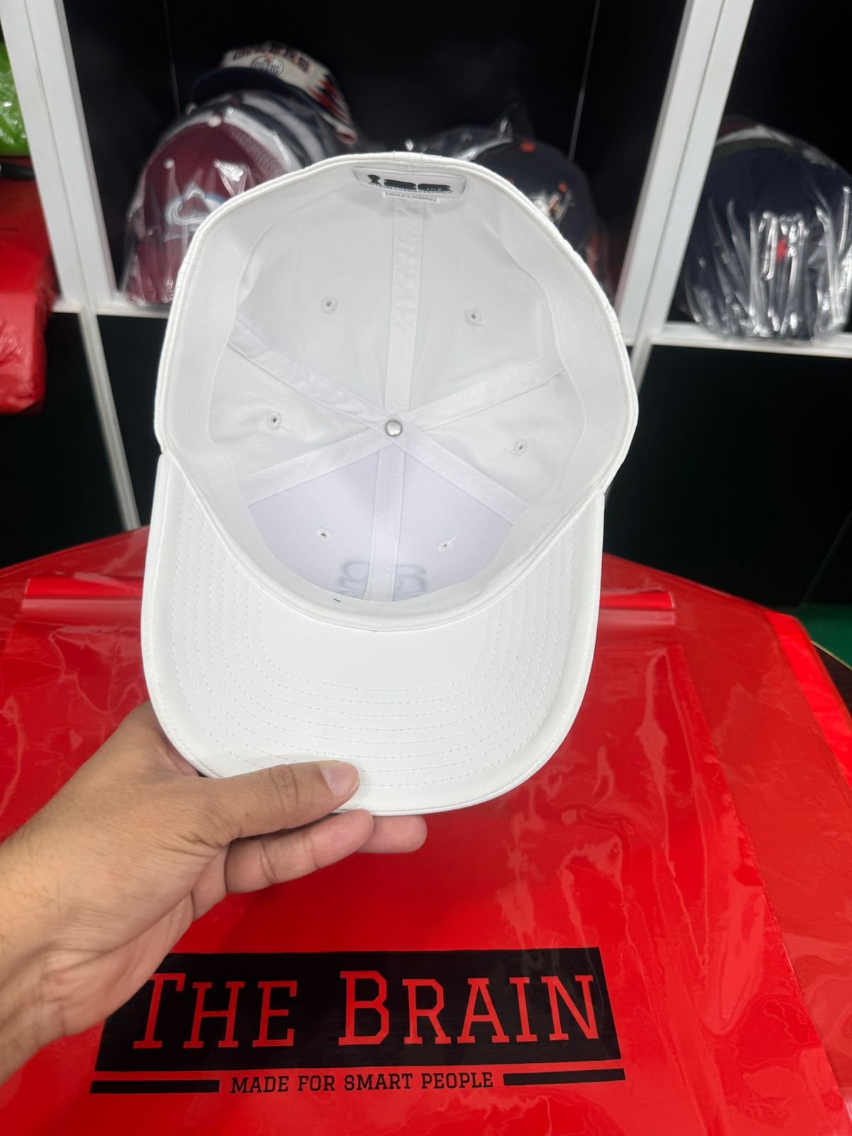 FIFA Trophy Logo Baseball Cap (White)