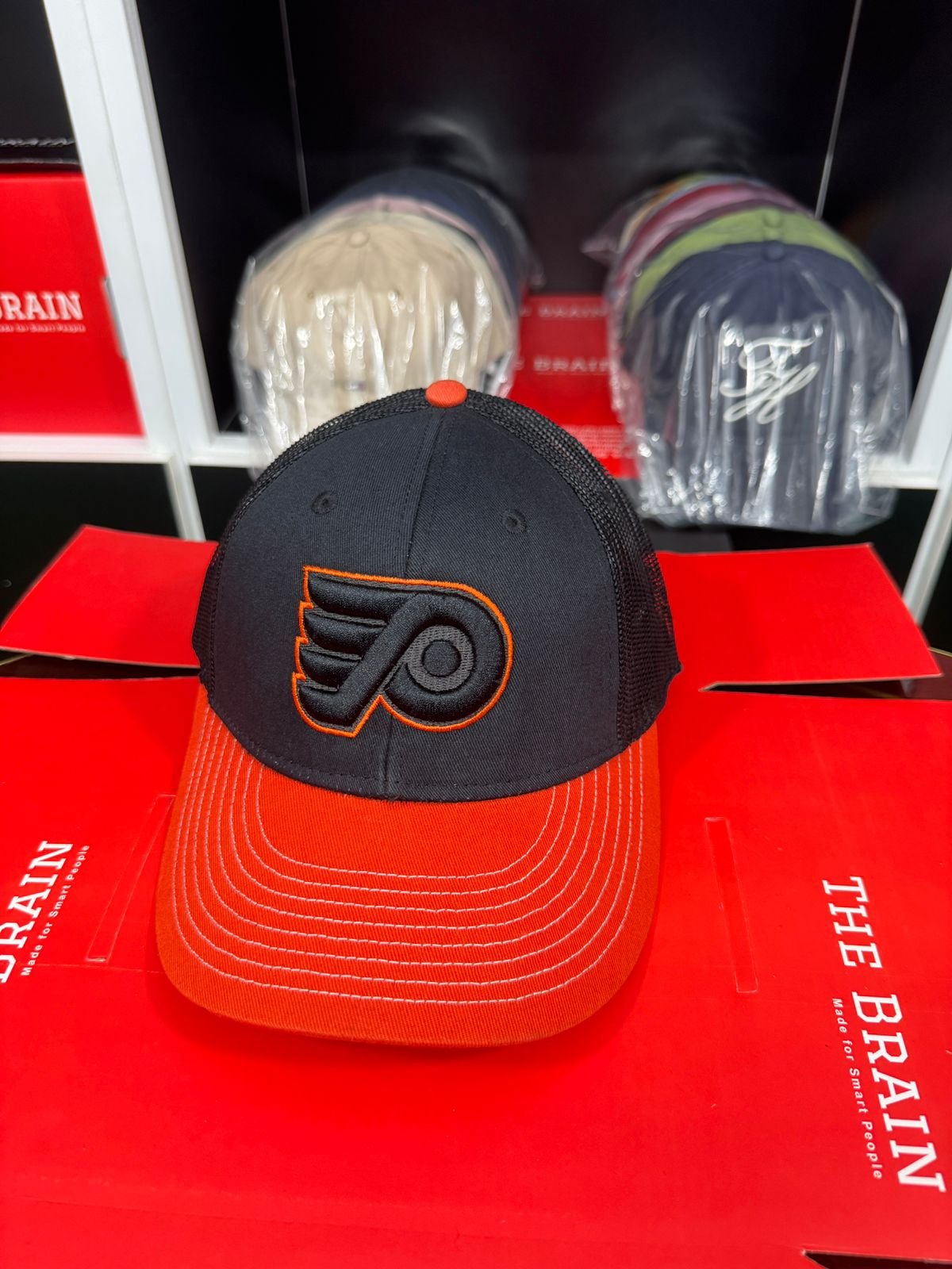 Philadelphia Flyers Mesh Trucker Snapback Cap