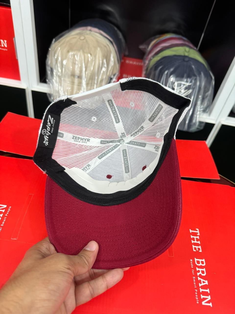 Colorado Avalanche Trucker Cap (Mesh Back, Snapback)