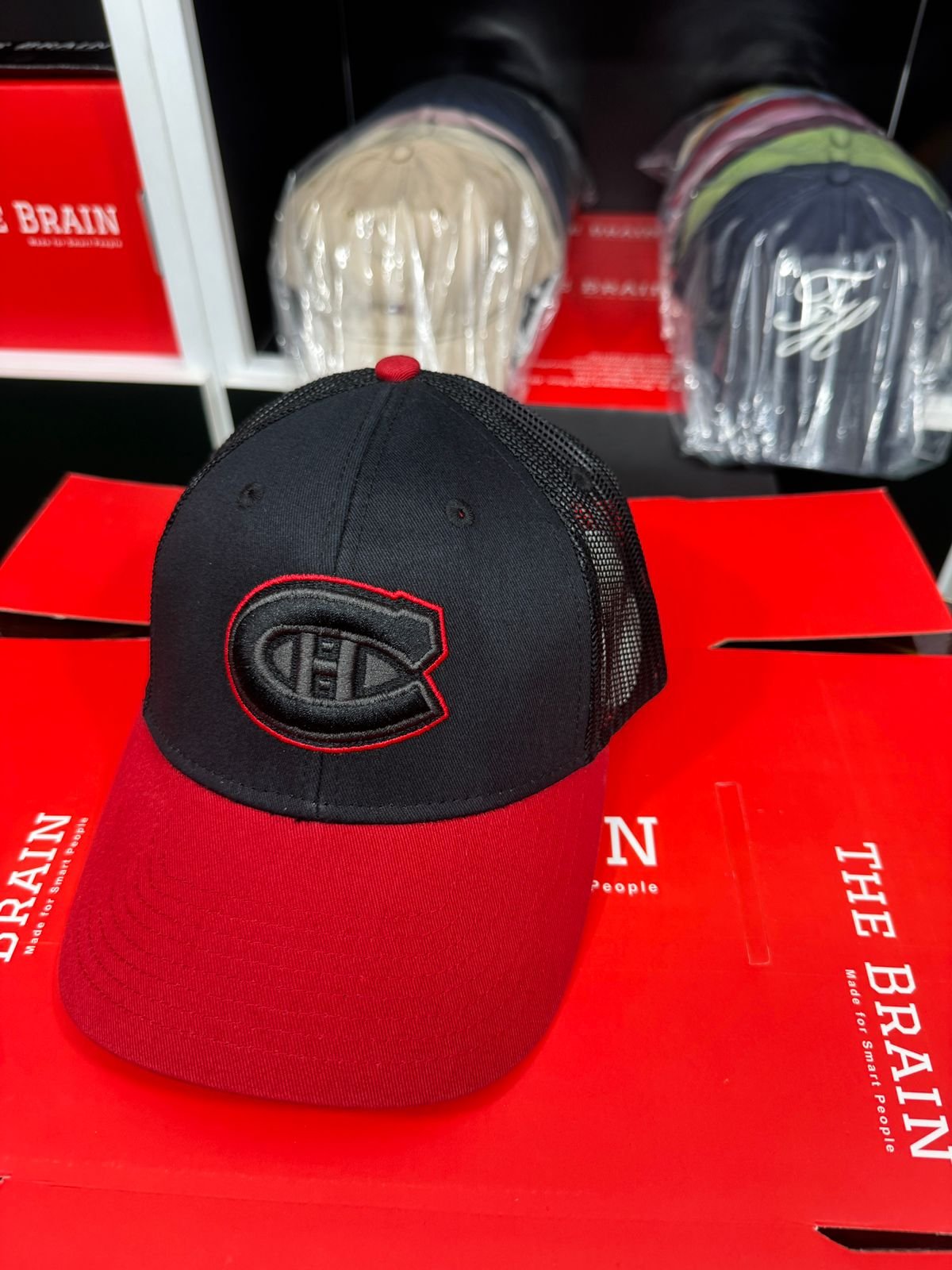 Canadiens Trucker Snapback Cap (Mesh Back)