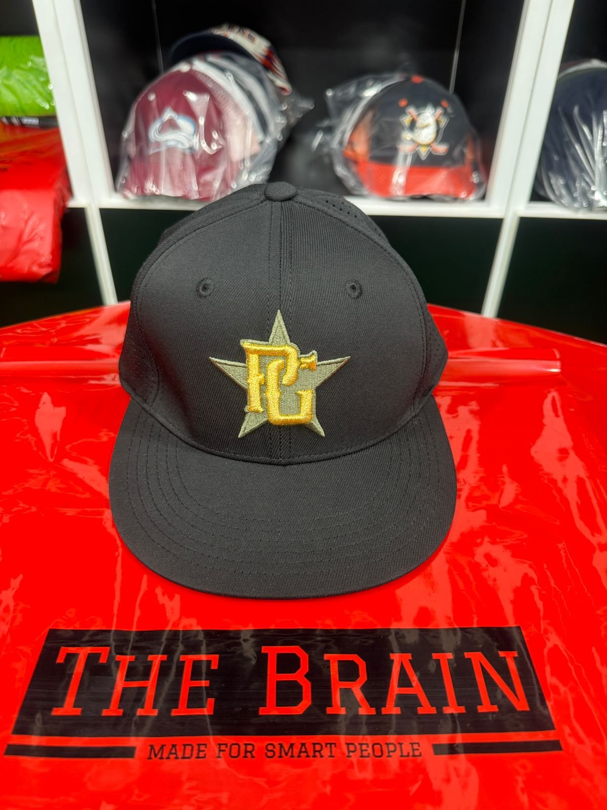 FG Star Logo Snapback Cap (Black)