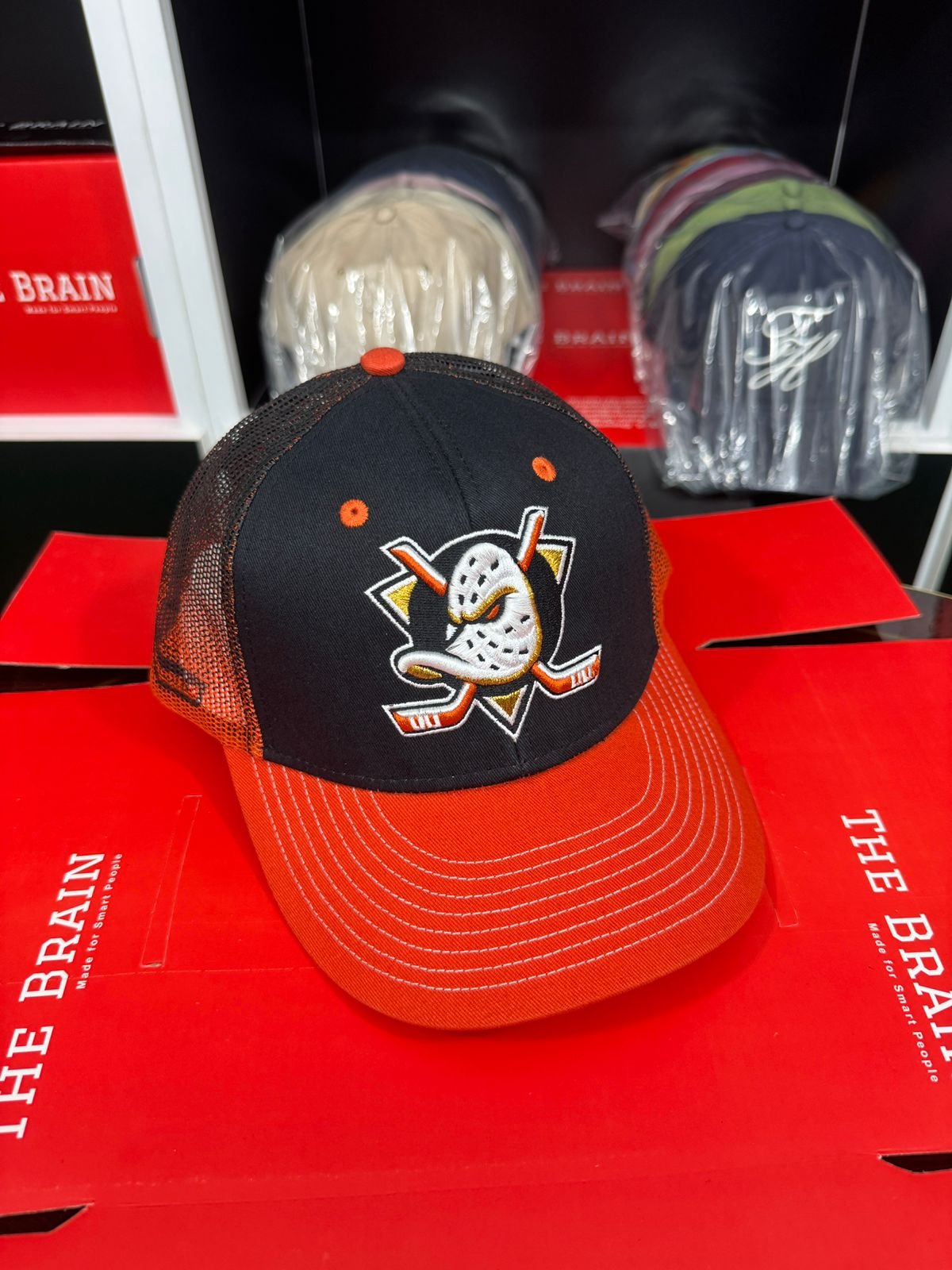 Anaheim Ducks Mesh Back Trucker Cap (Snapback)